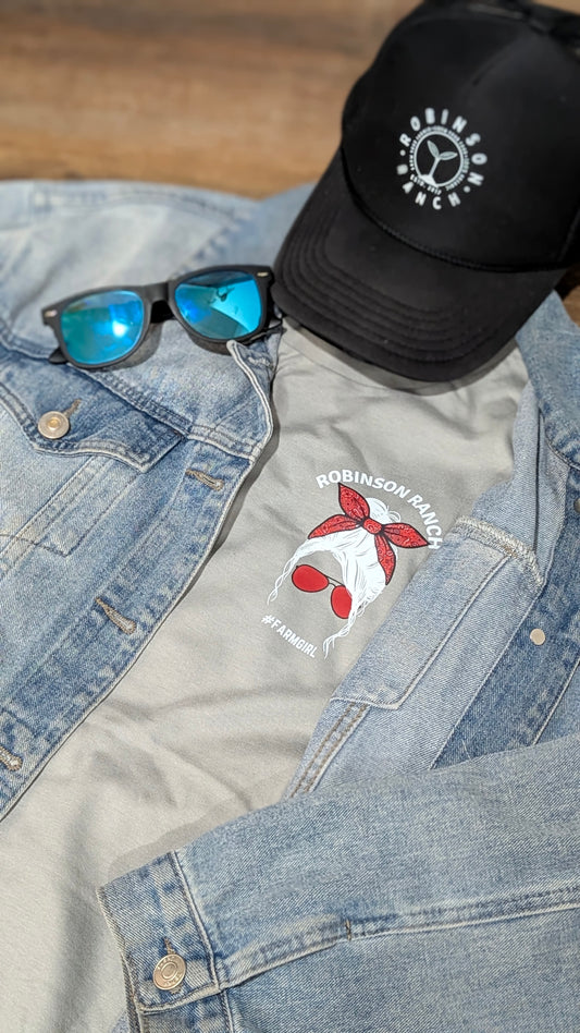 #FarmGirl Shirt in Grey - Robinson Ranch